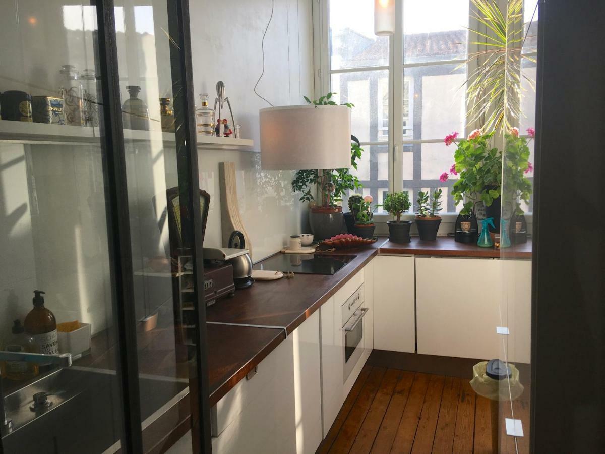 The Appart 90M2 Au Coeur De La Vieille Ville La Rochelle  Esterno foto